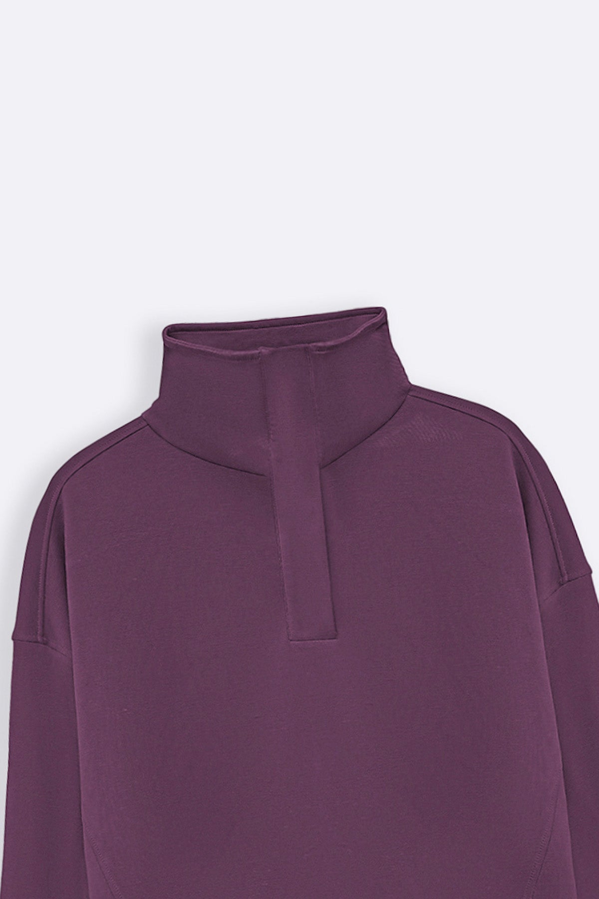 PLUM SOFT ALL-DAY PULLOVER