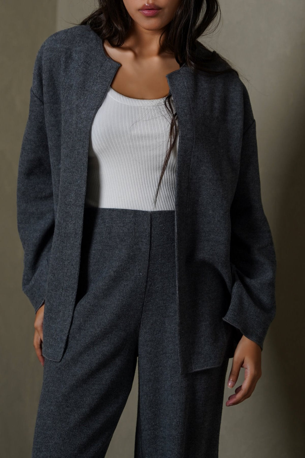 CHARCOAL CLOUD LOUNGE CARDIGAN