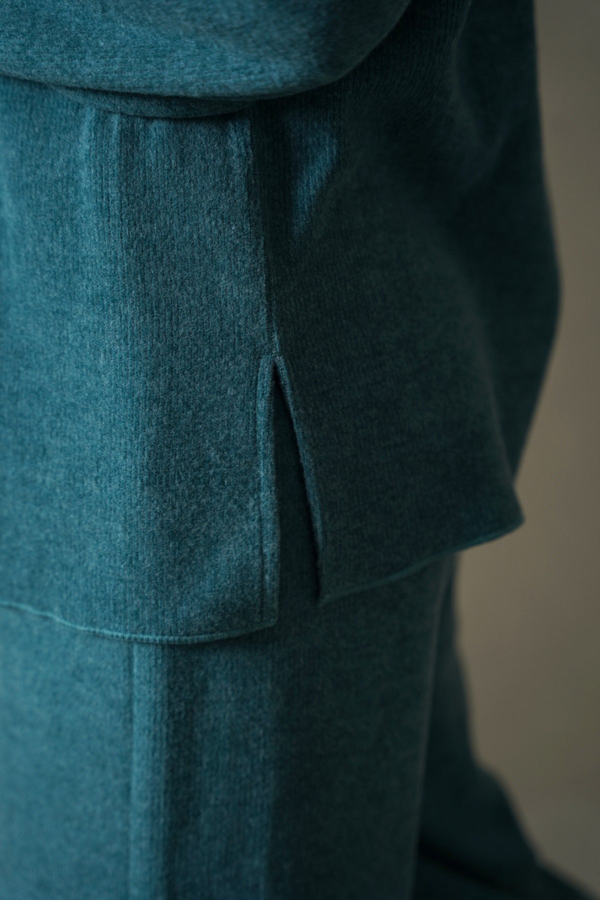 FOREST GREEN CLOUD LOUNGE CARDIGAN
