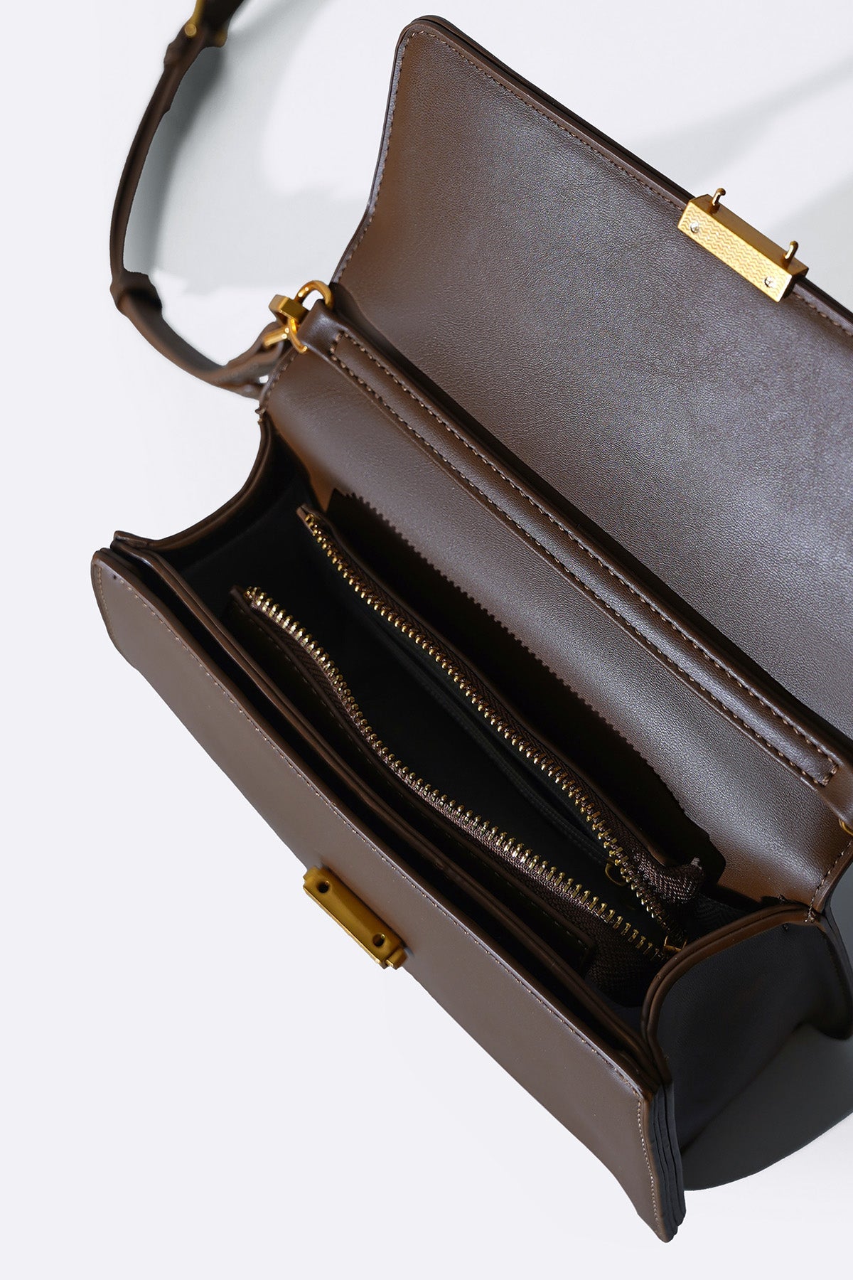 BROWN CANBERRA CROSSBODY