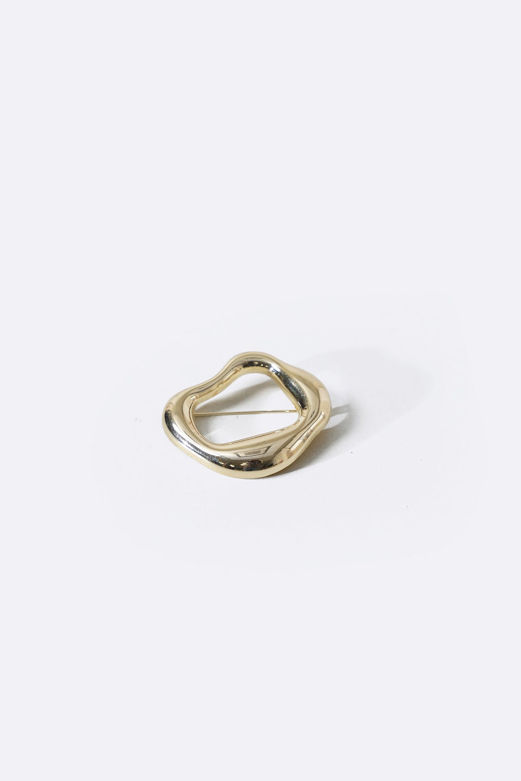 GOLD GOLD METAL BROOCH