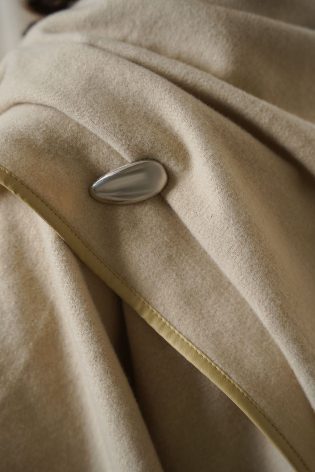 SILVER SILVER METAL BROOCH