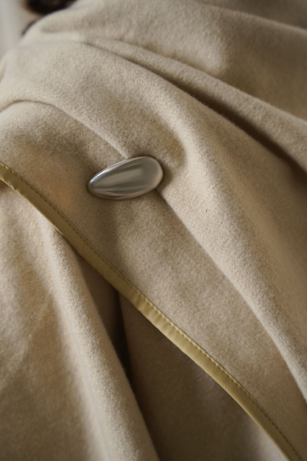 SILVER SILVER METAL BROOCH