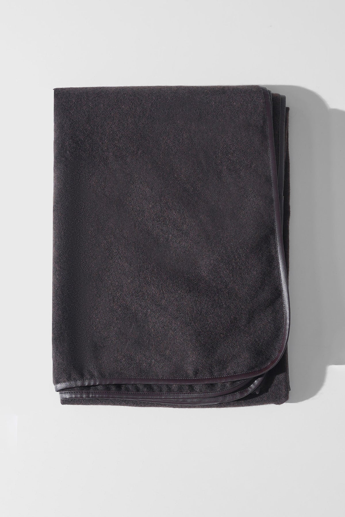 MOCHA EDGE LINED CAPE