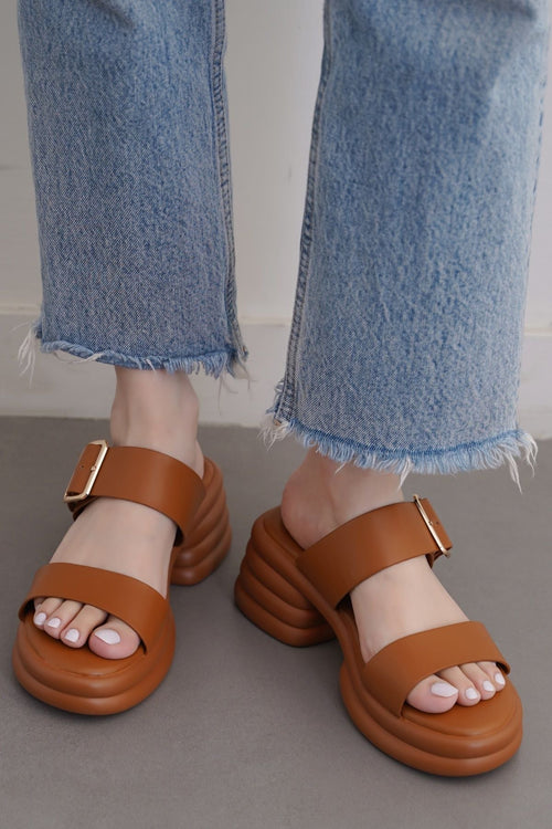 TAN BUBBLE MAMA HEELS
