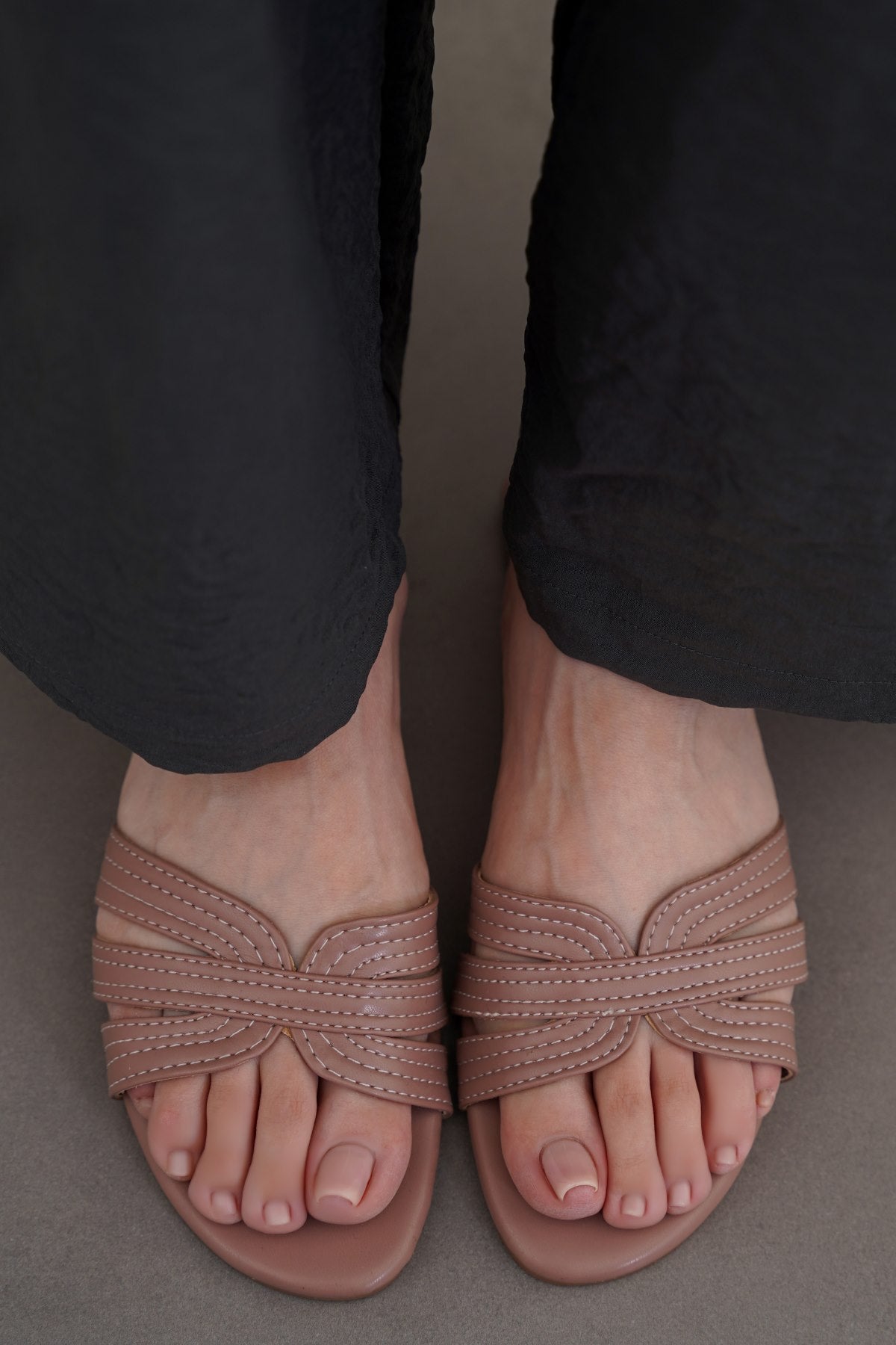 PINK STRAPPY STITCH SLIDES
