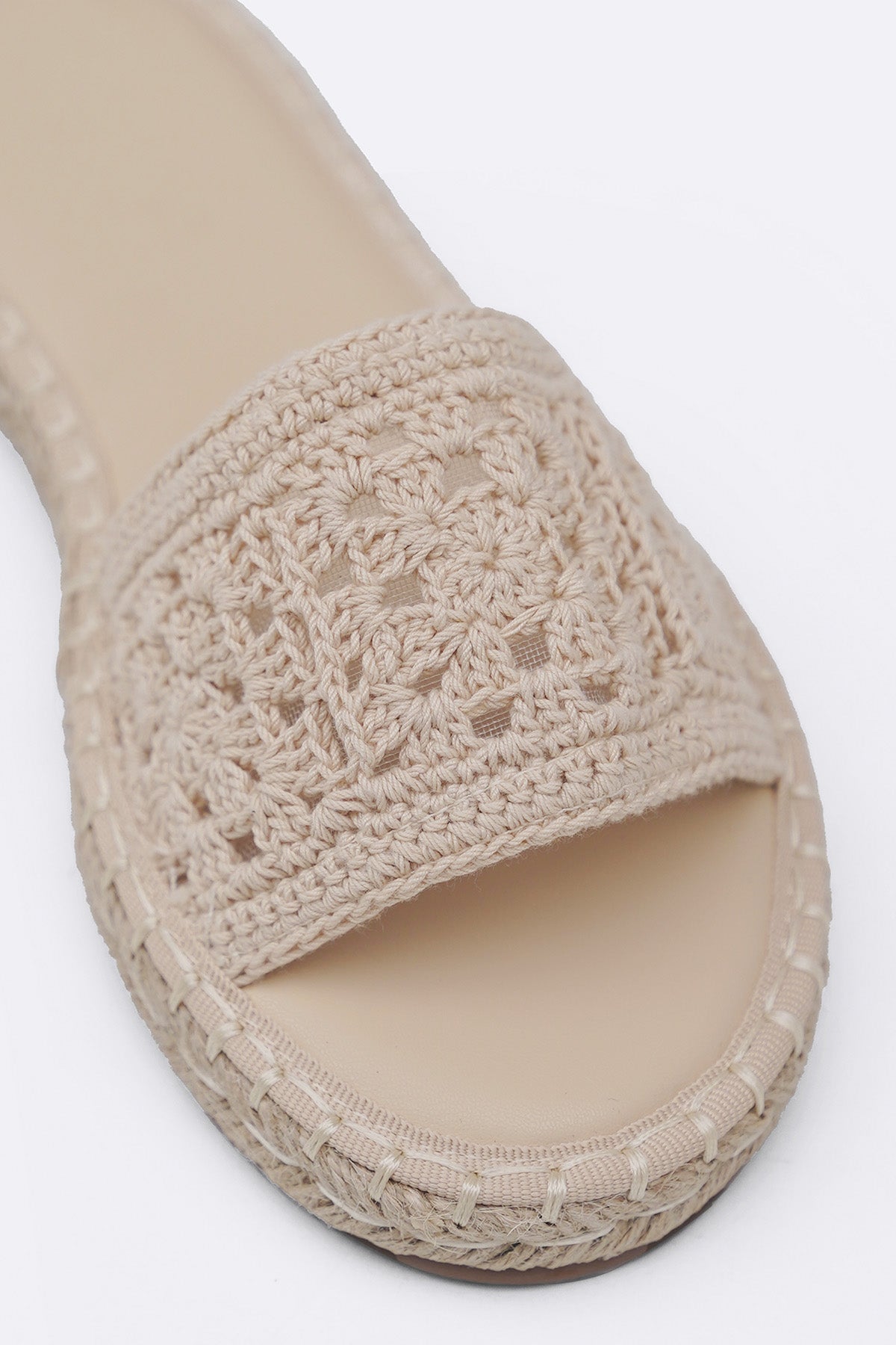 CREAM ROMA WOVEN SLIDES