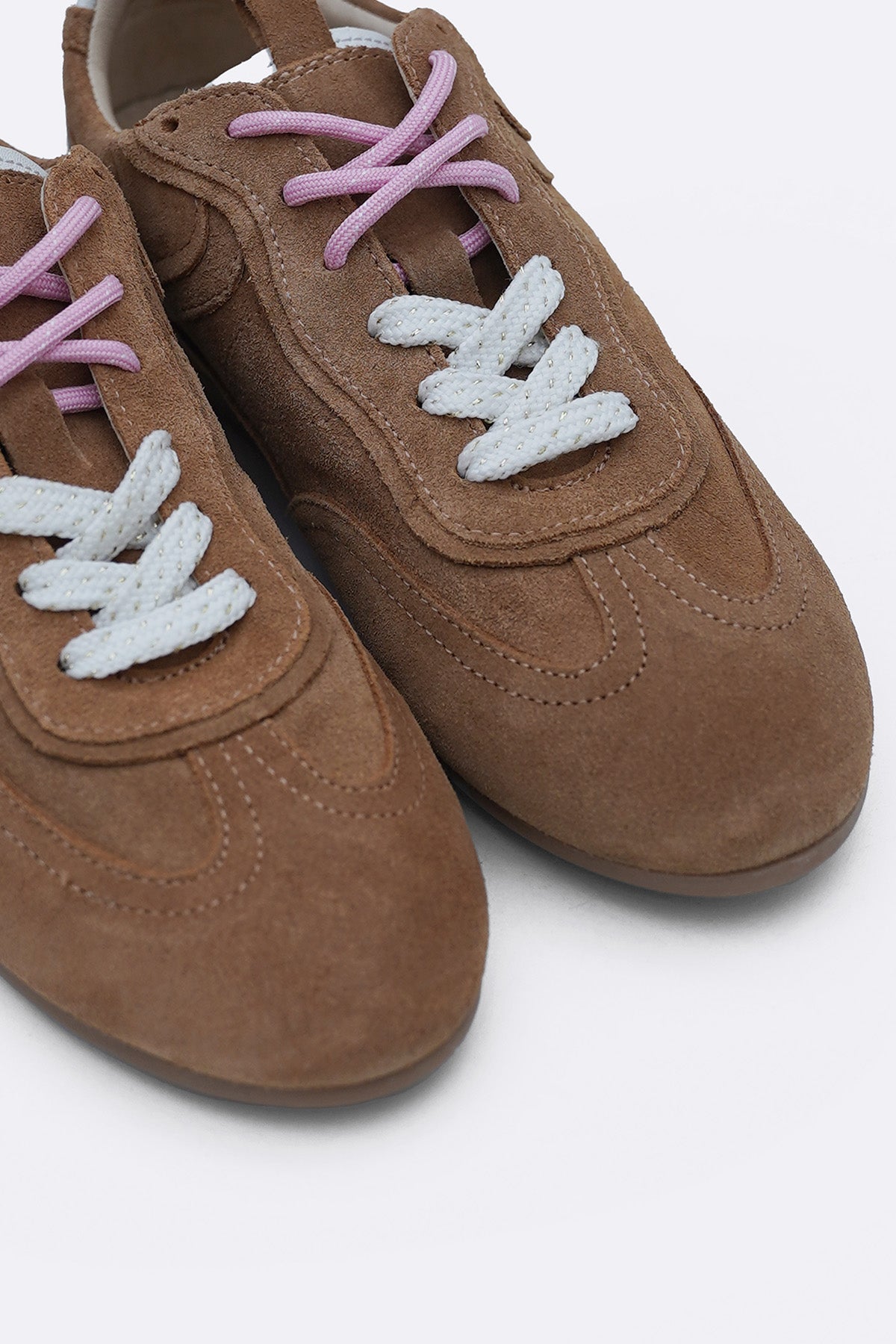 BEIGE LEATHER 2-LACE SNEAKERS