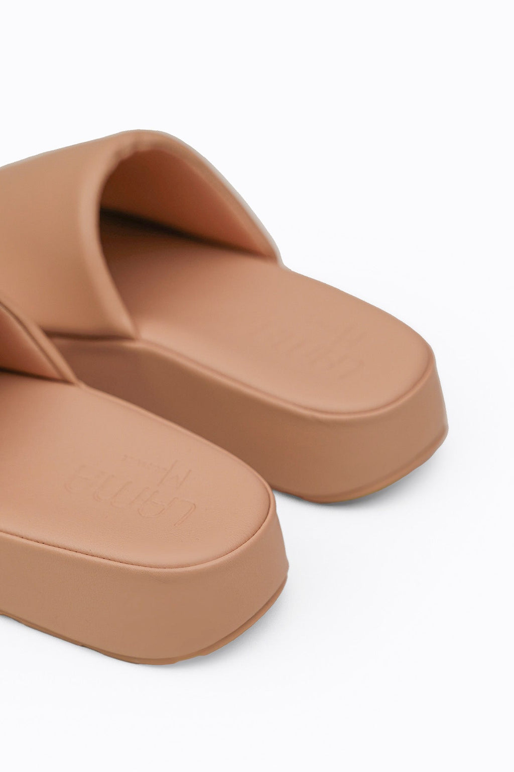 BEIGE PILLOW SOFT MAMA SLIDES