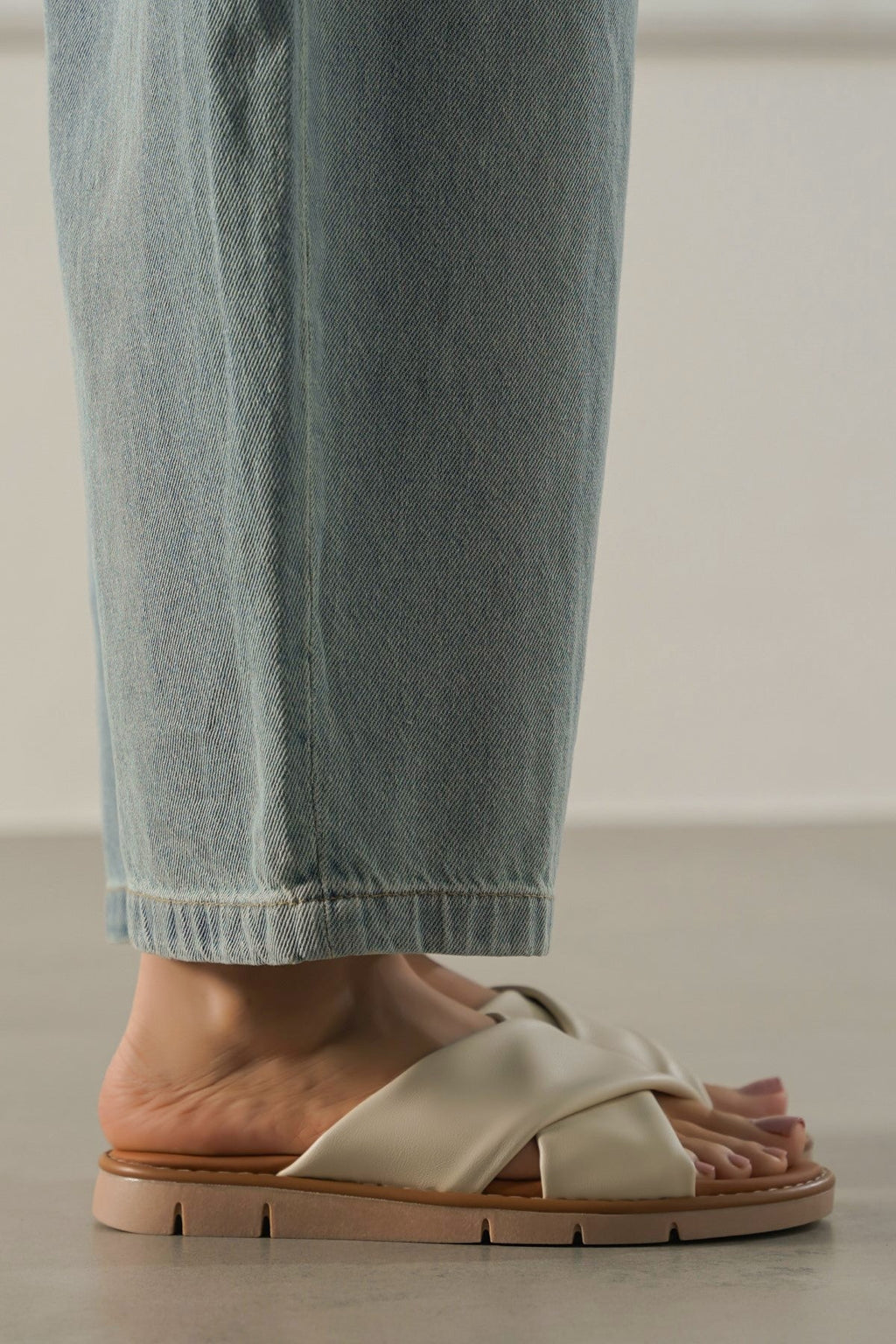 CREAM TIME-OUT MAMA SLIDES