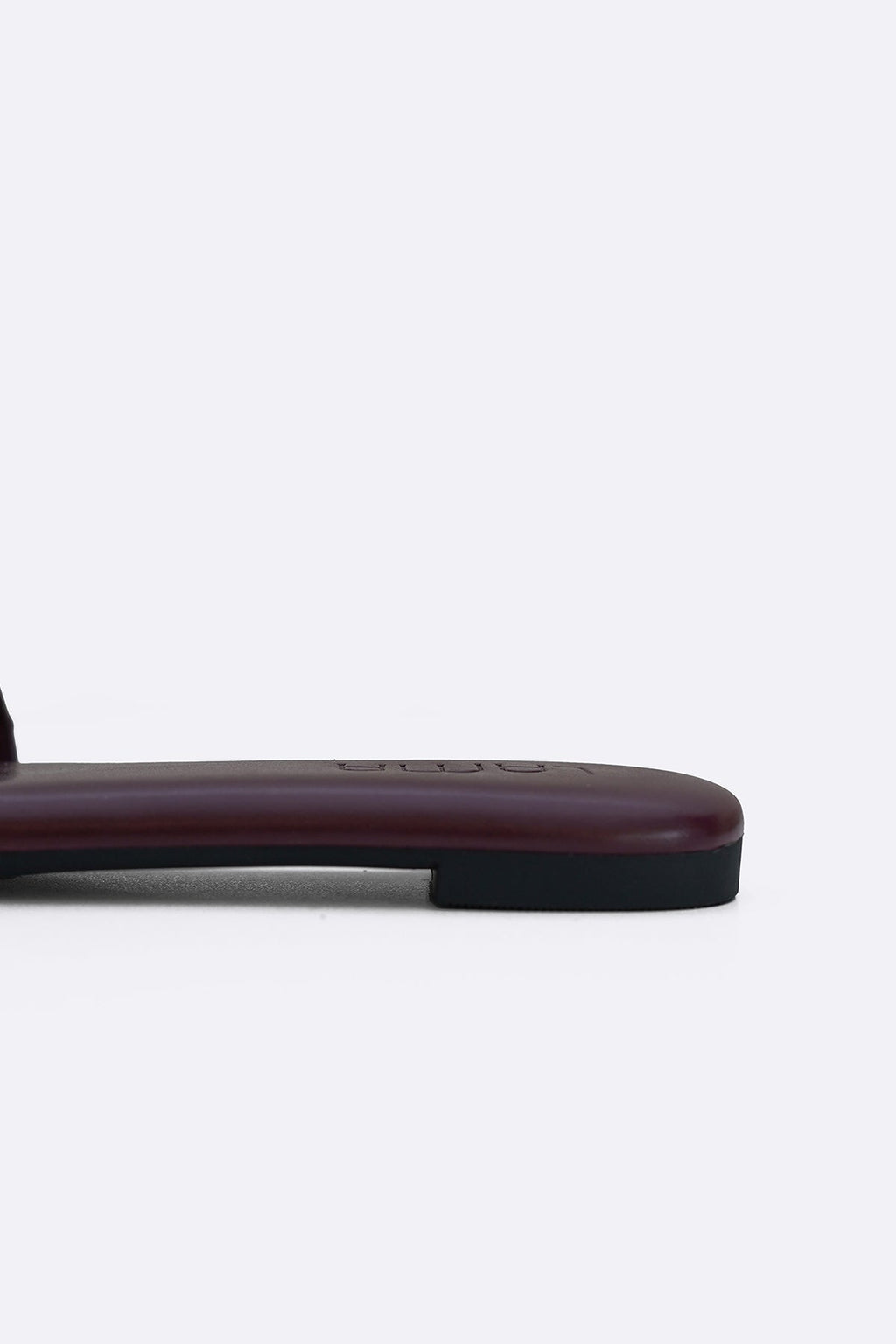 MAROON SOFT CORSO SLIDES