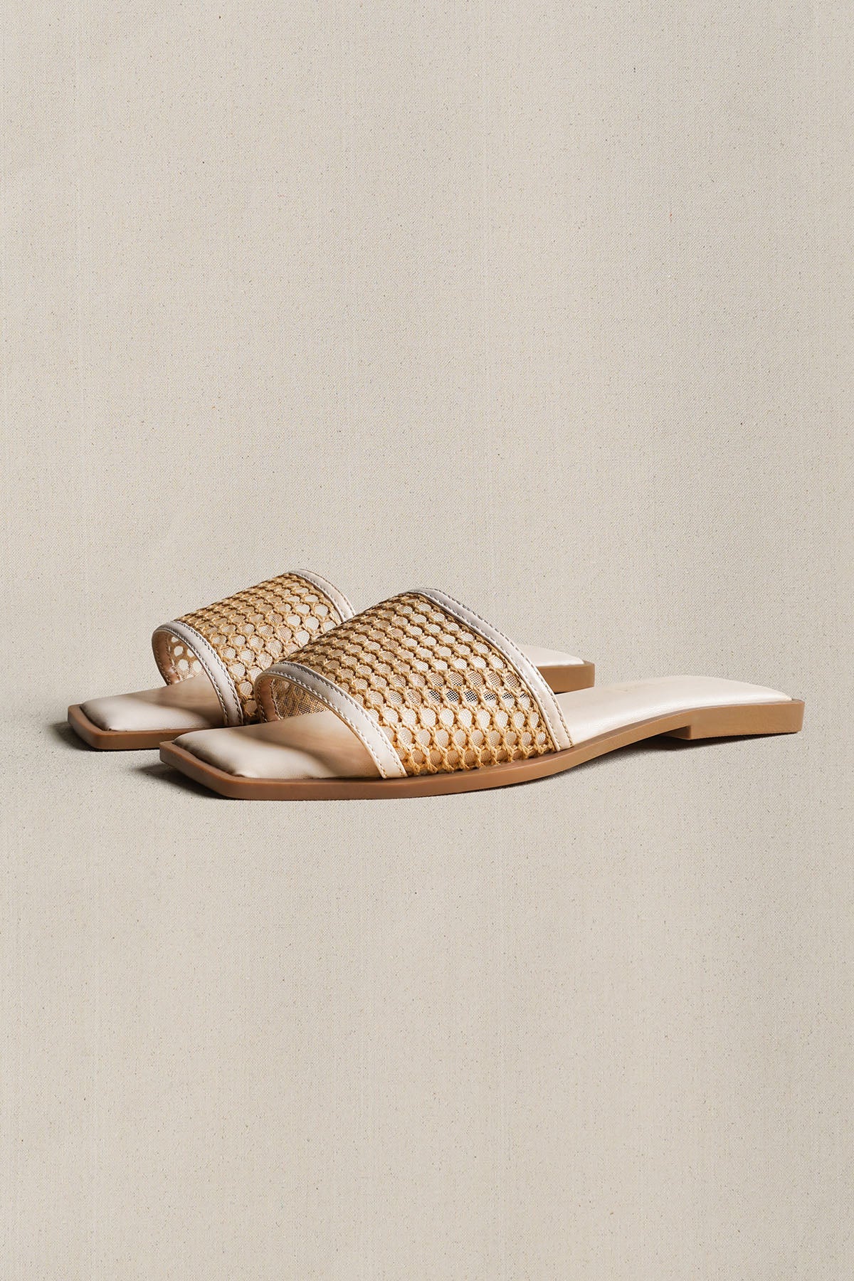 OFF WHITE MESH SQUARE TOE SLIDE