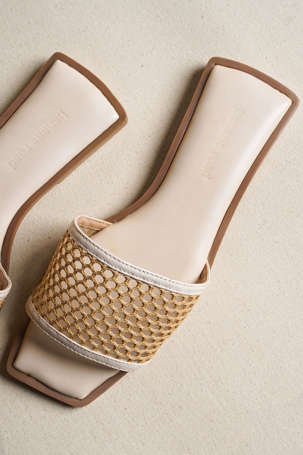 OFF WHITE MESH SQUARE TOE SLIDE