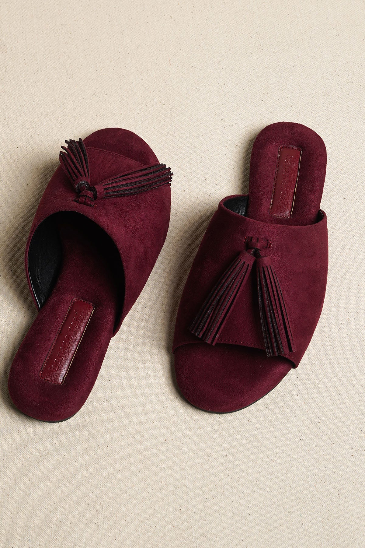 PLUM TROPIC TASSEL SLIDES