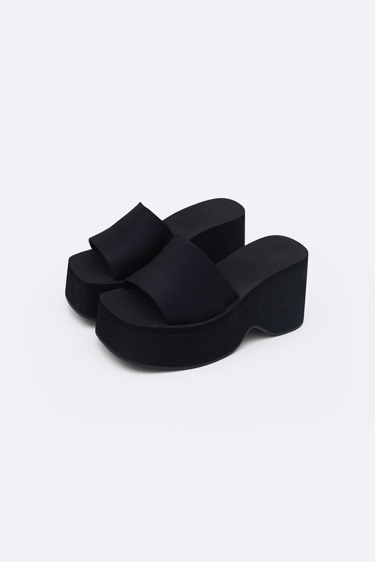 BLACK FEATHER PLATFORM SLIDES