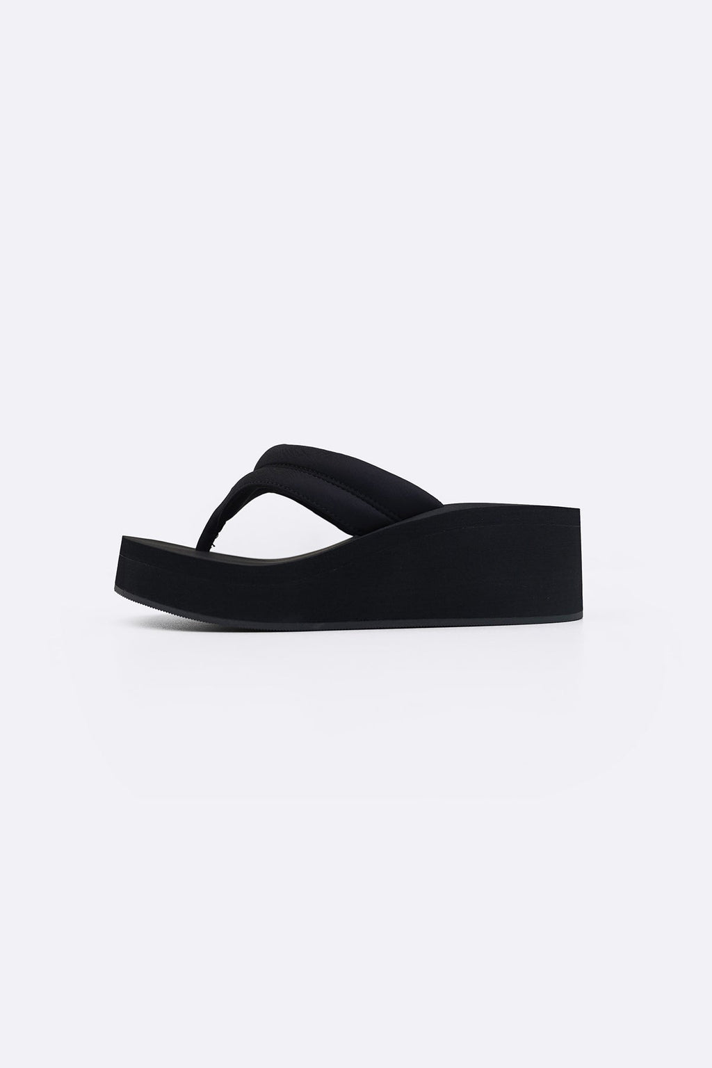 BLACK FEATHER WEDGE FLIP FLOPS