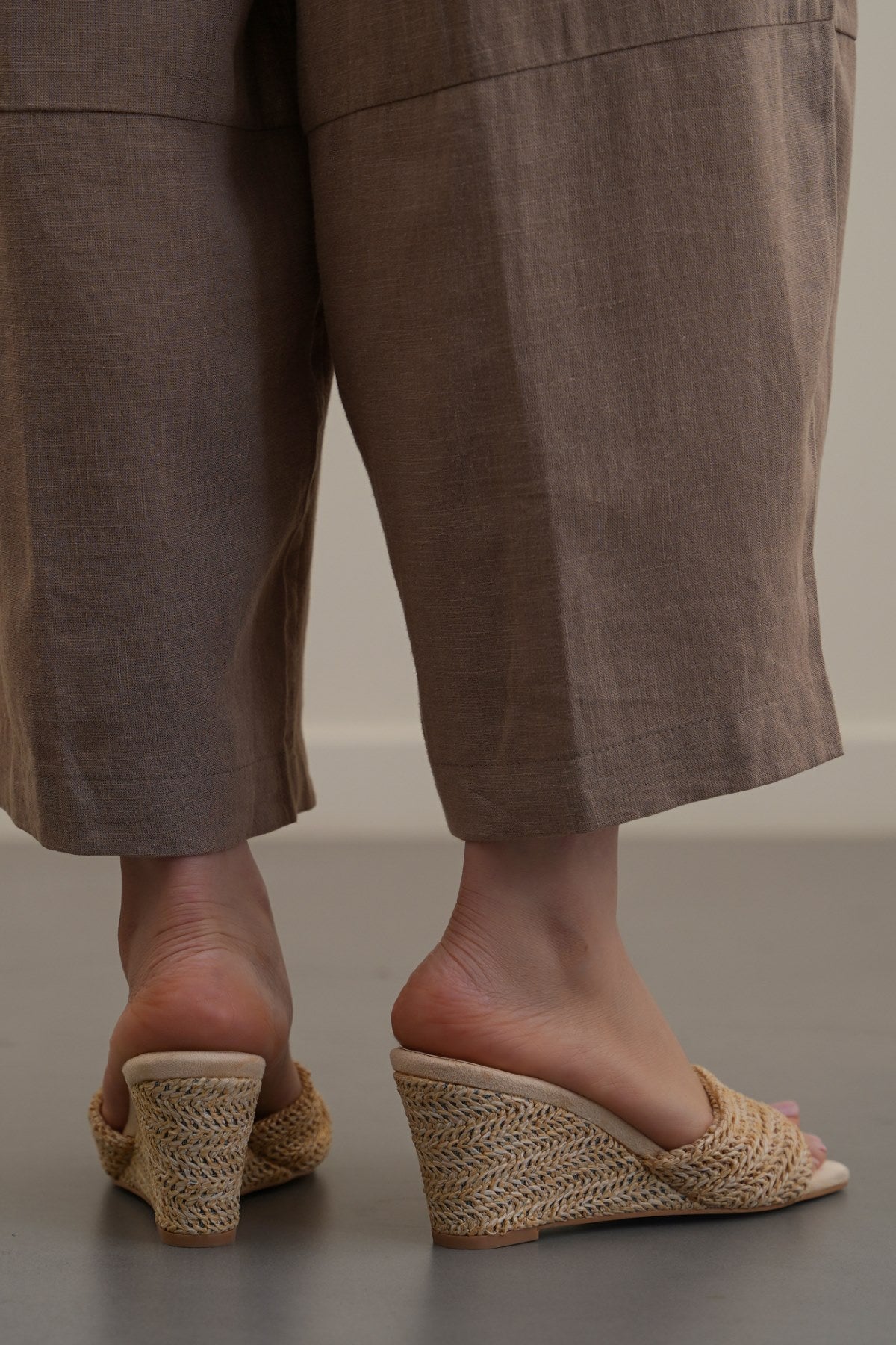 LIGHT BEIGE ISLA WOVEN WEDGES