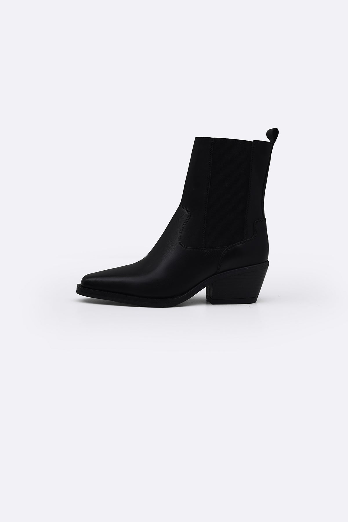 BLACK LEATHER WESTERN BOOTS