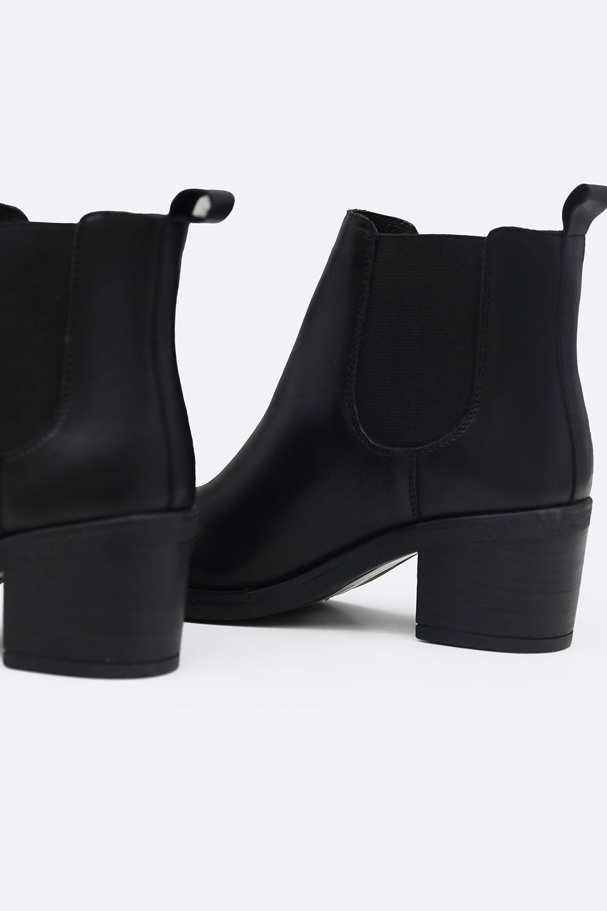 BLACK BLOCK LEATHER BOOTS