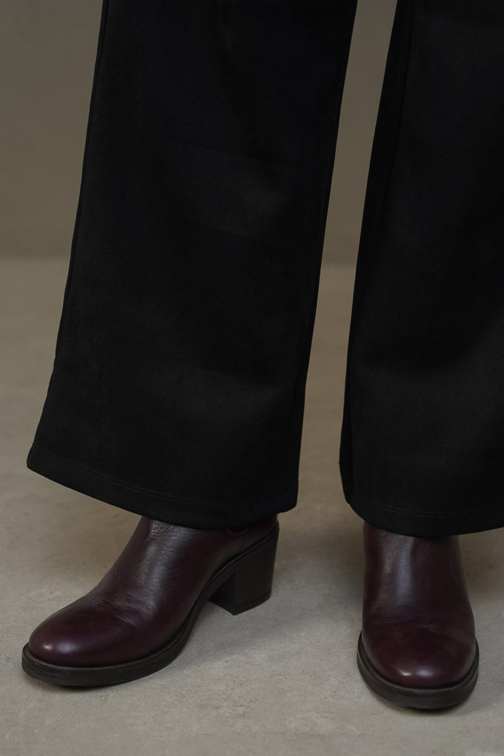 BURGUNDY BLOCK LEATHER BOOTS