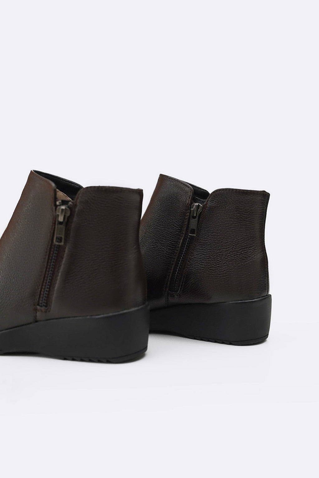 DARK BROWN COMFY LEATHER WEDGE BOOTS