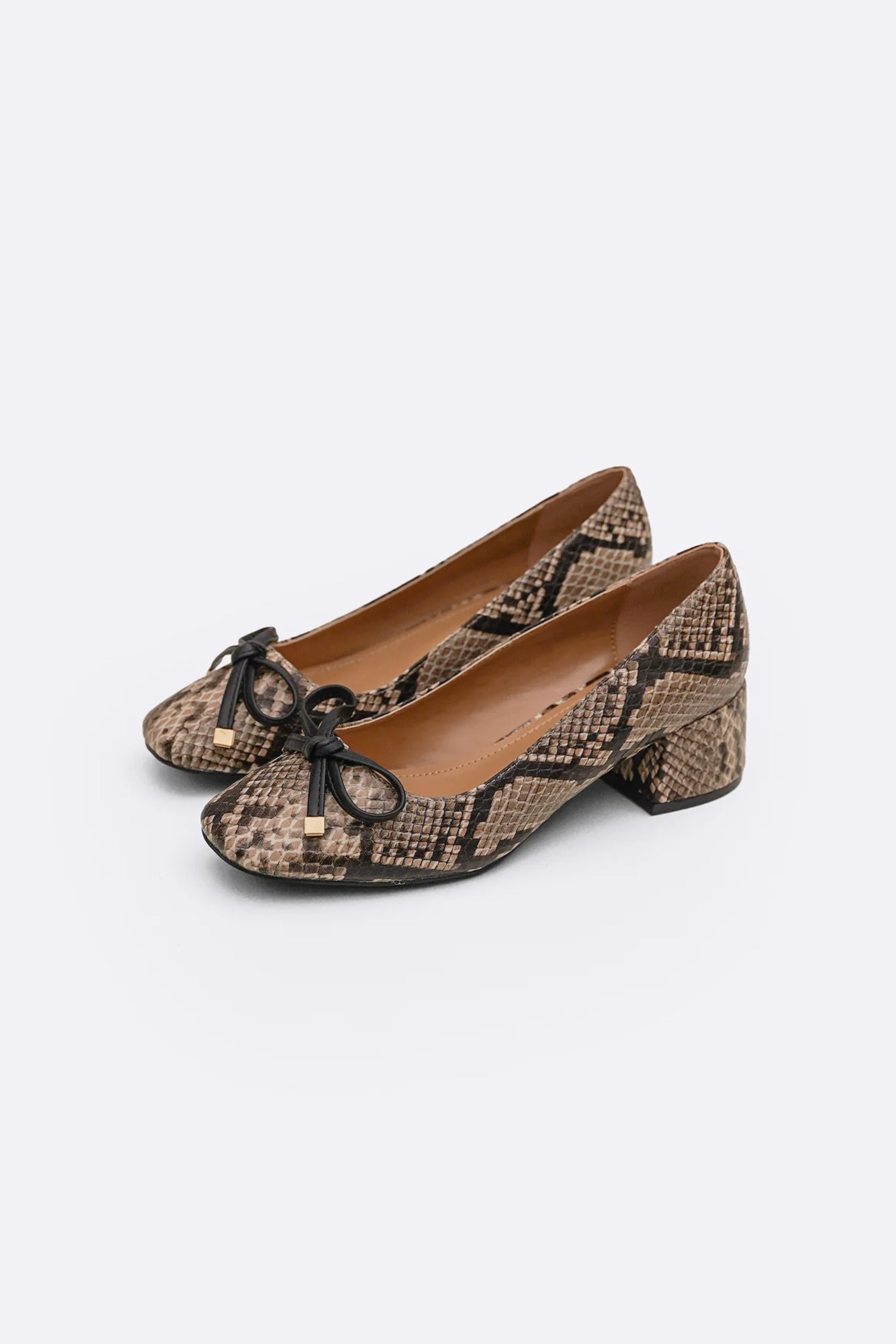 KHAKI MONDAY BLOCK HEELS