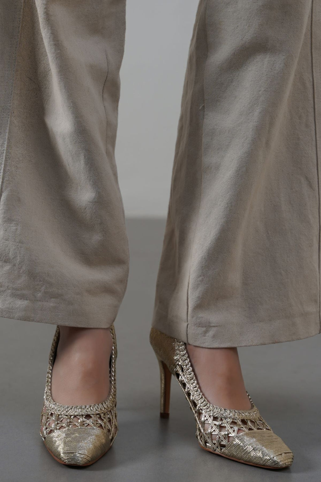 GOLD WOVEN STILETTO