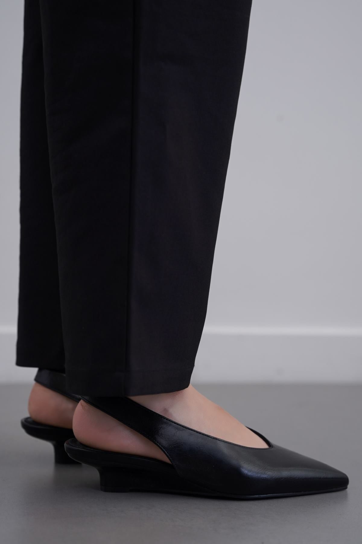 BLACK LISBON MINI WEDGE