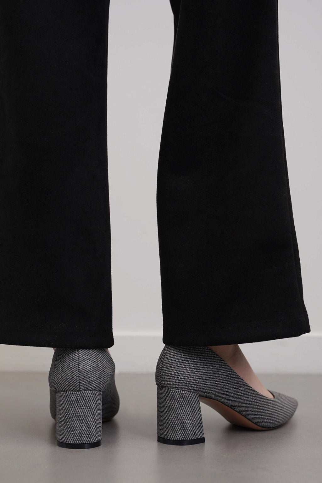 GREY BOARDROOM BLOCK HEELS
