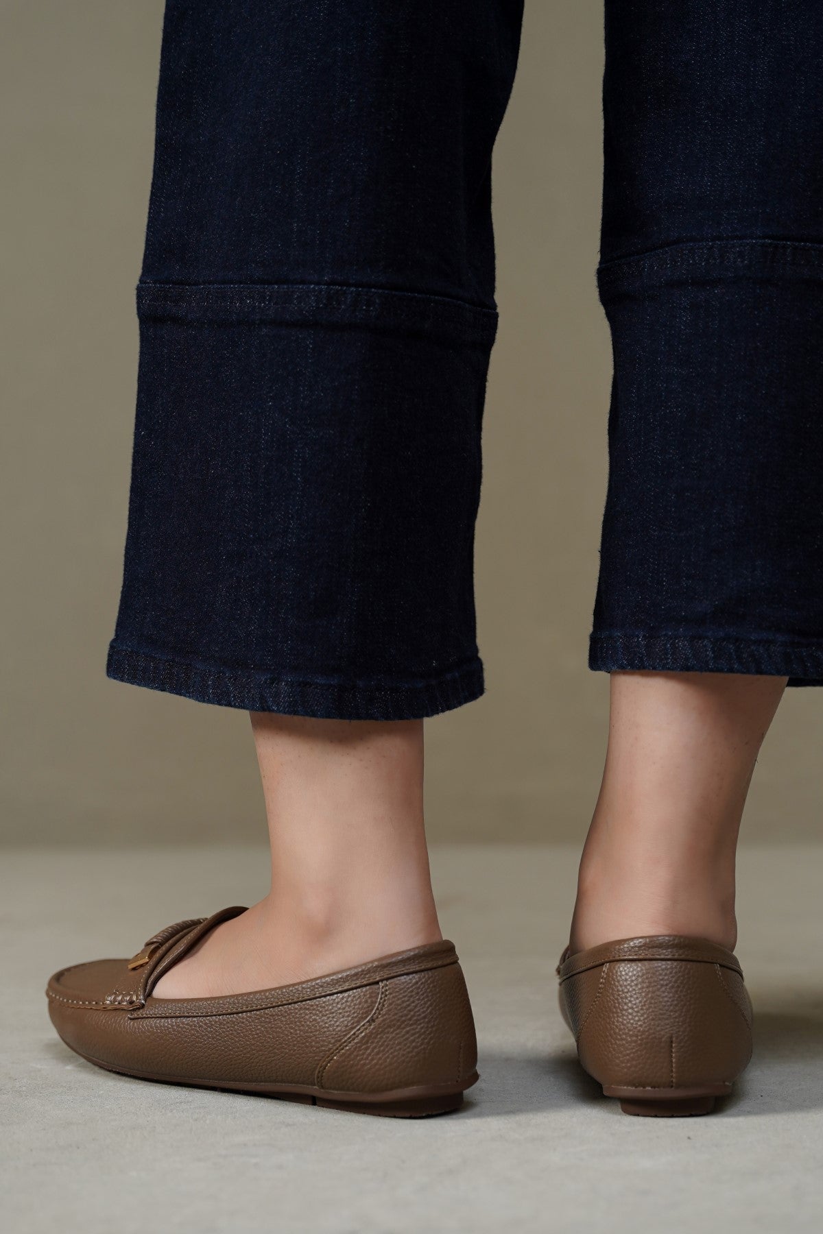 KHAKI MAMA MOCCASINS