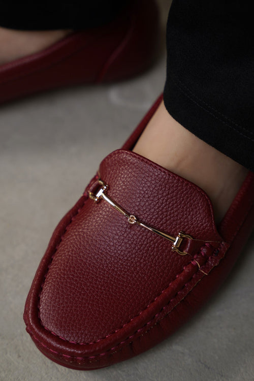 RED BUCKLE MAMA MOCCASINS