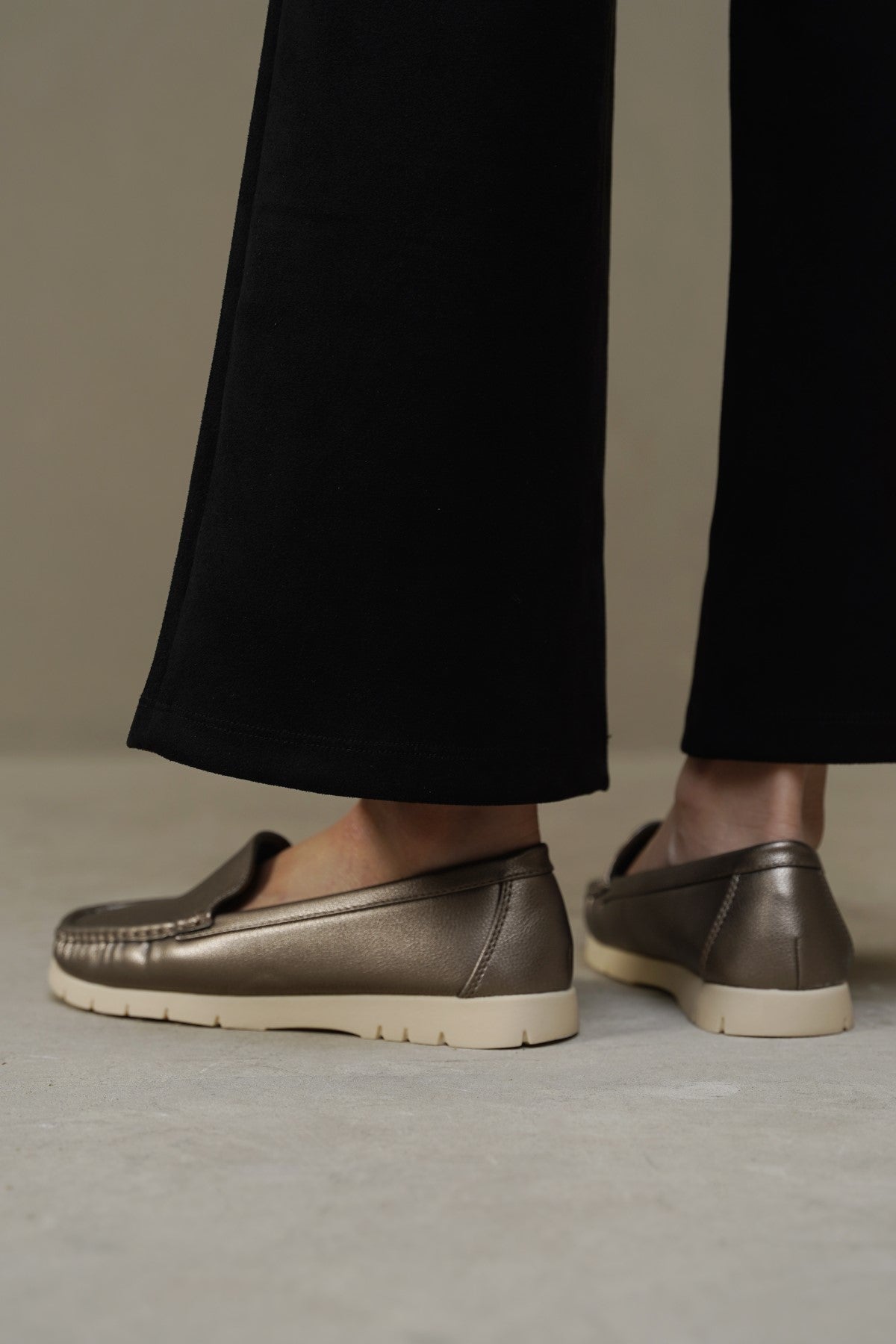 GUN SOFT CHUNKY LOAFERS