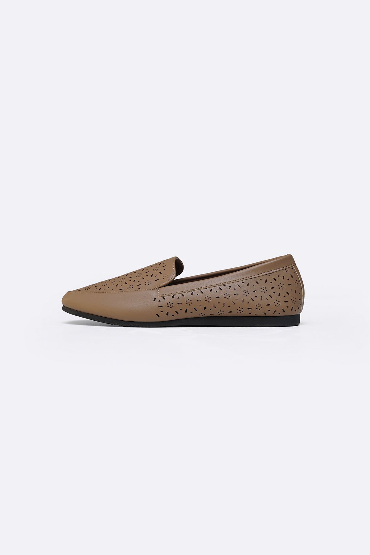 BEIGE COMFY MAMA LOAFERS
