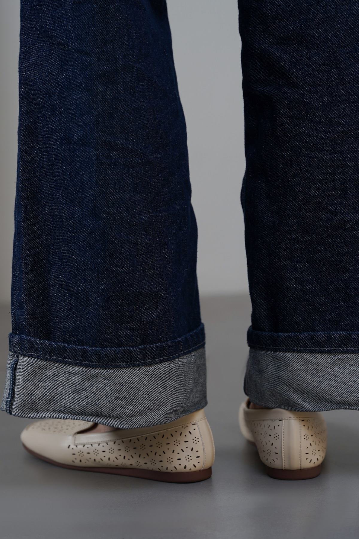 OFF WHITE COMFY MAMA LOAFERS