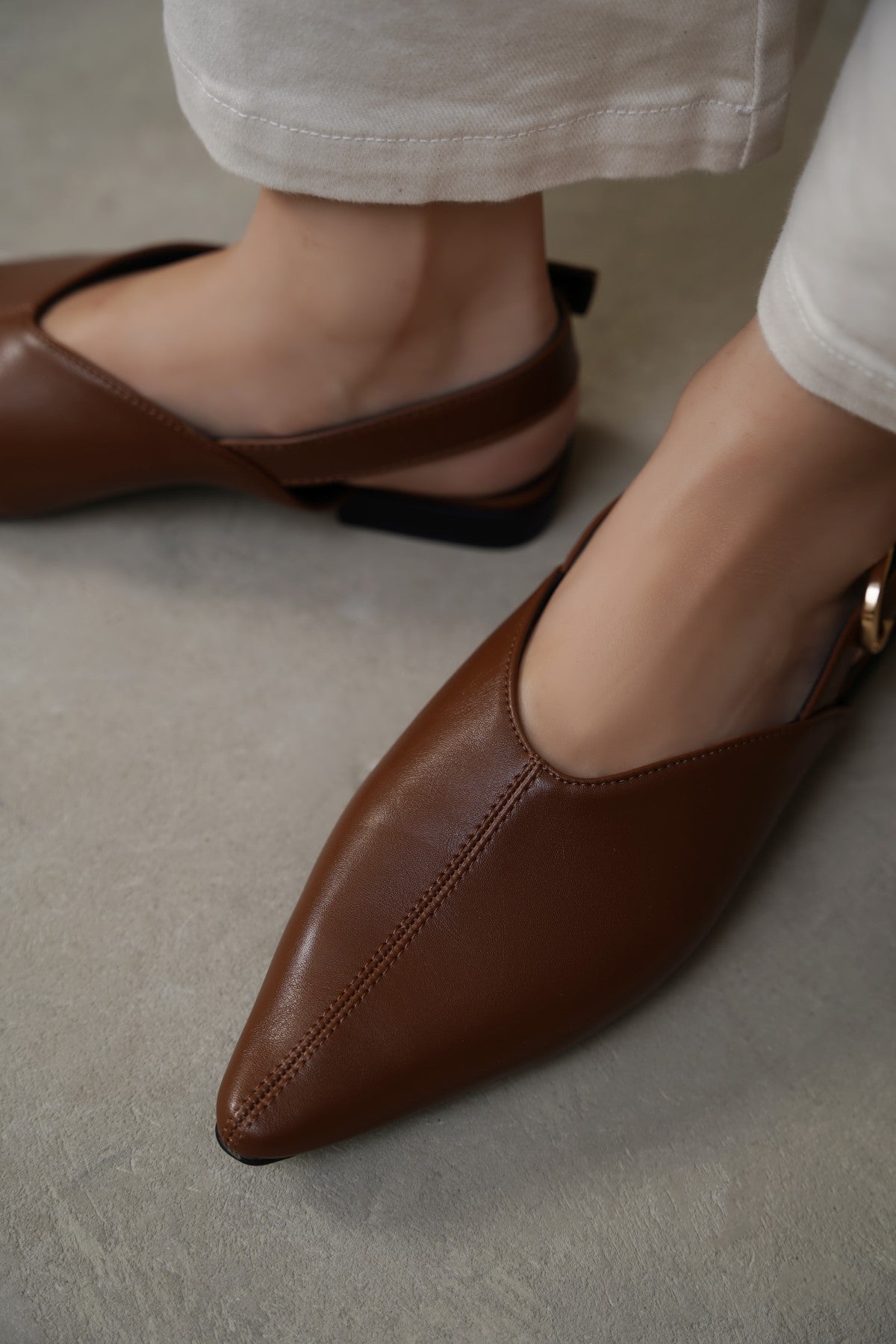 TAN SLINGBACK PUMPS