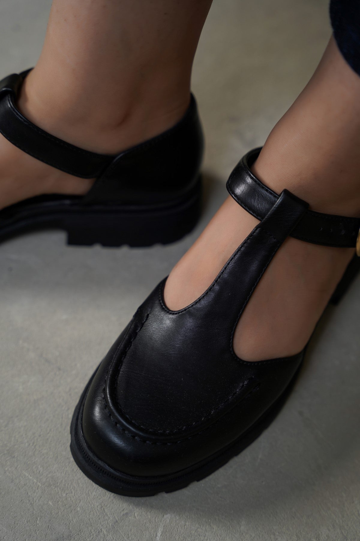 BLACK THE SCHOLAR SANDAL