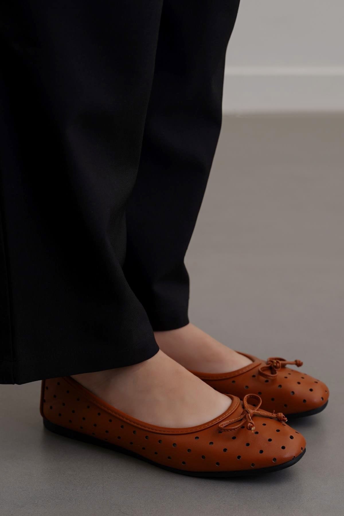 TAN BUBBLE MAMA PUMPS